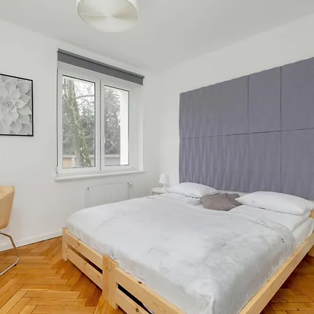 Rycerska Apartments With Parking By Noclegi Renters Poznan Exterior photo