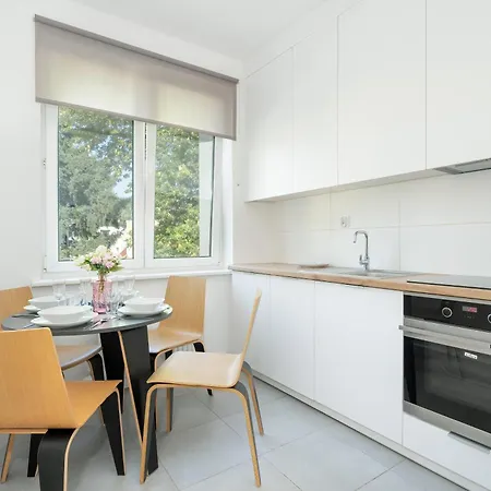 Rycerska Apartments With Parking By Noclegi Renters Poznan Exterior photo