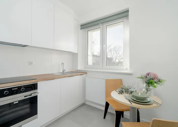Rycerska Apartments With Parking By Noclegi Renters