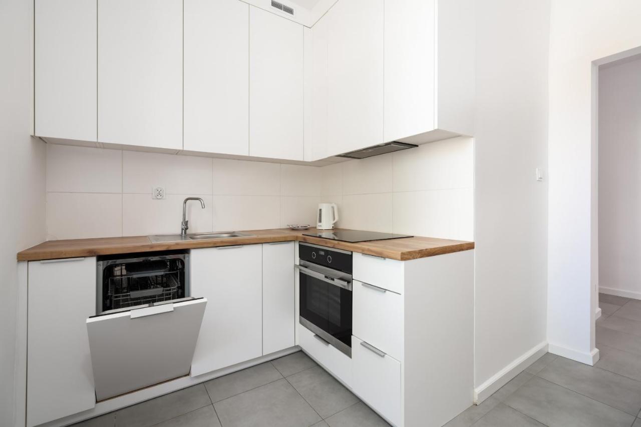 Apartment Rycerska With Parking By Renters *