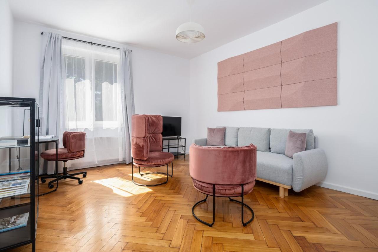 Rycerska With Parking By Renters Apartment *