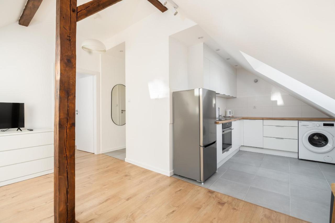 Rycerska With Parking By Renters *