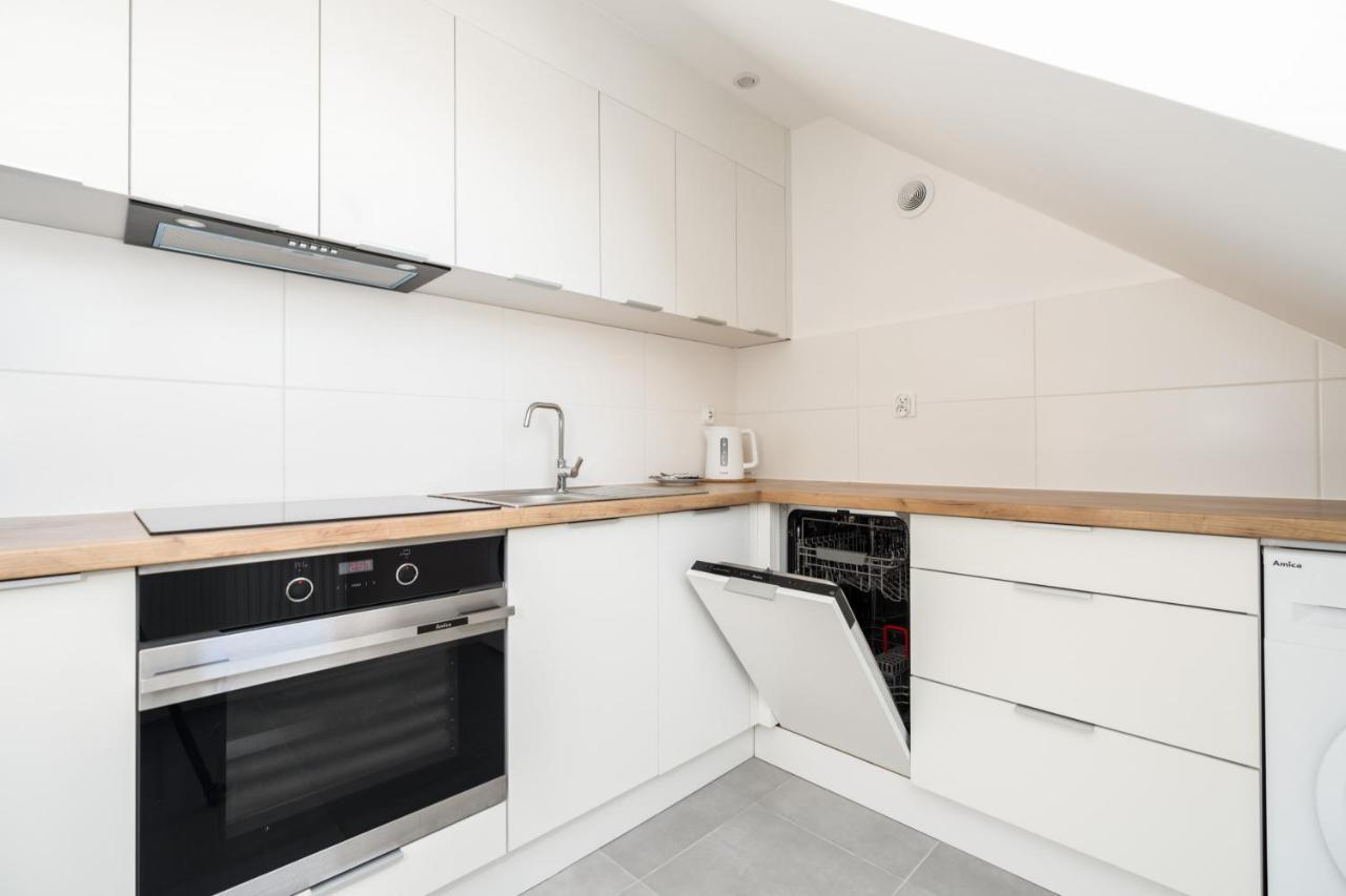 Rycerska With Parking By Renters Apartment *
