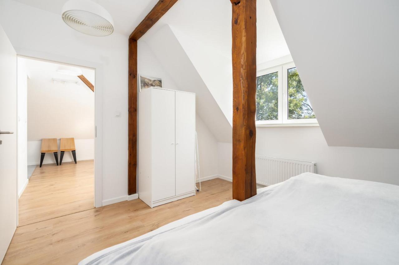 Rycerska With Parking By Renters