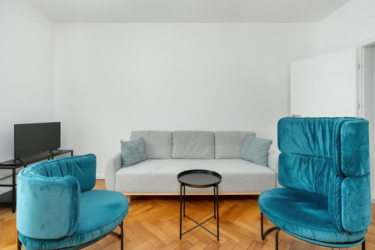 Apartment Rycerska With Parking By Renters