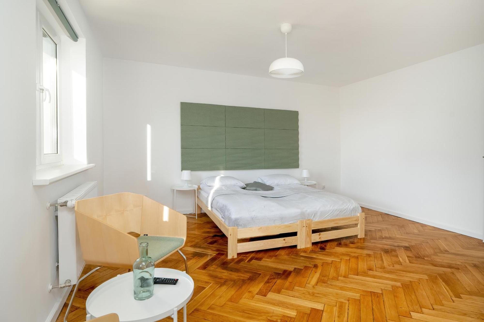 Apartment Rycerska With Parking By Renters