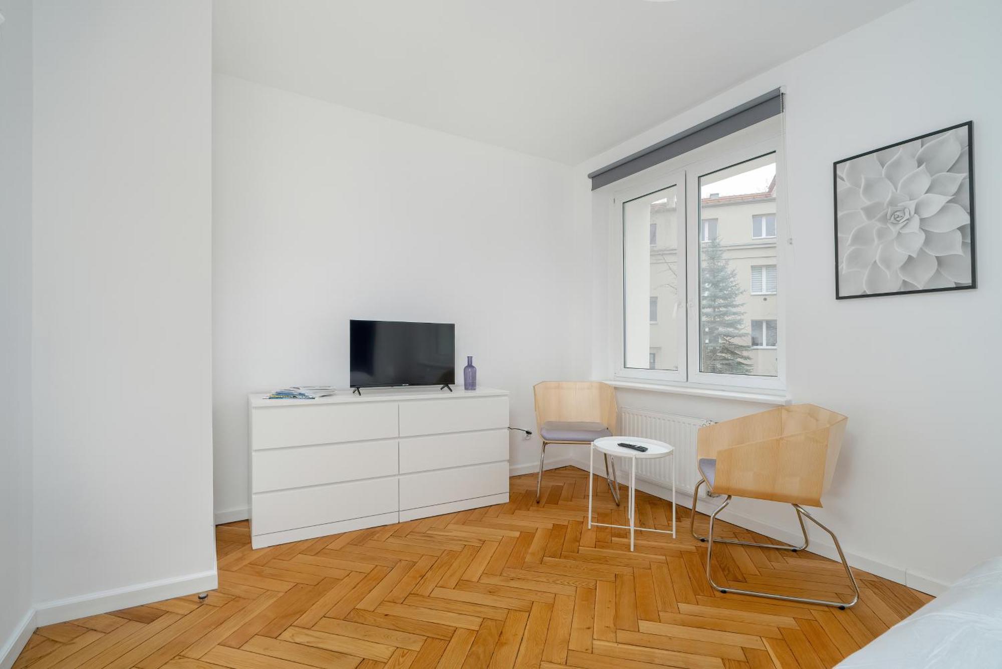 Rycerska With Parking By Renters Apartment Poznan