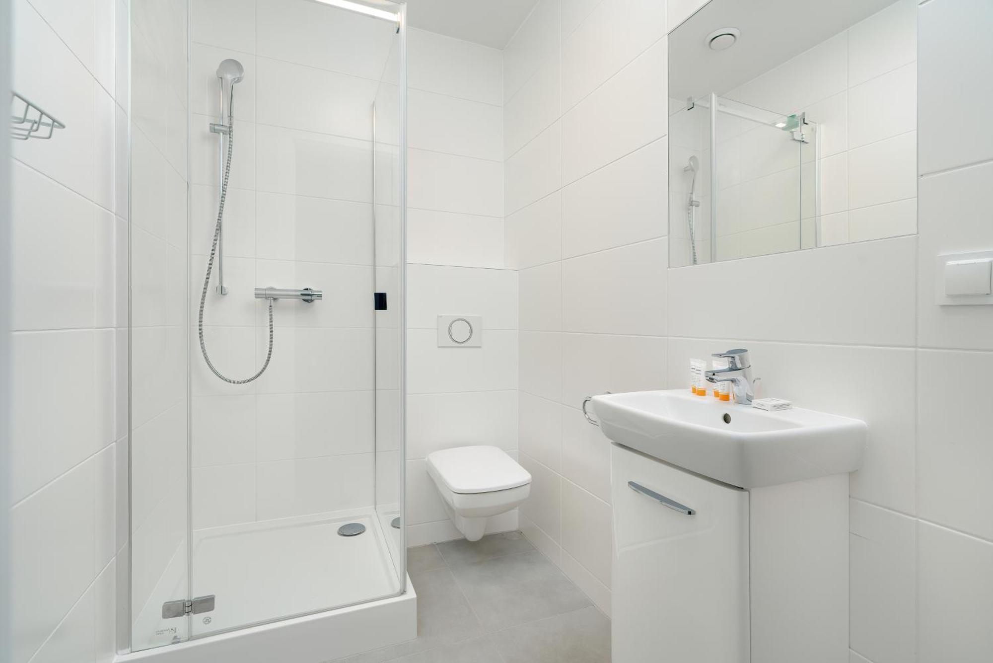 Rycerska With Parking By Renters Apartment